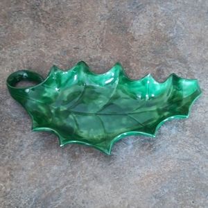 Vintage ceramic leaf tray